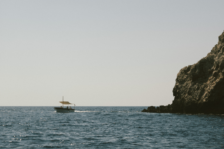 The Eye Behind Le Rub